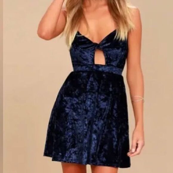 Lulus Velvet Skater Mini Dress, Love Is The Key Keyhole Navy Blue Size Medium - Picture 1 of 5